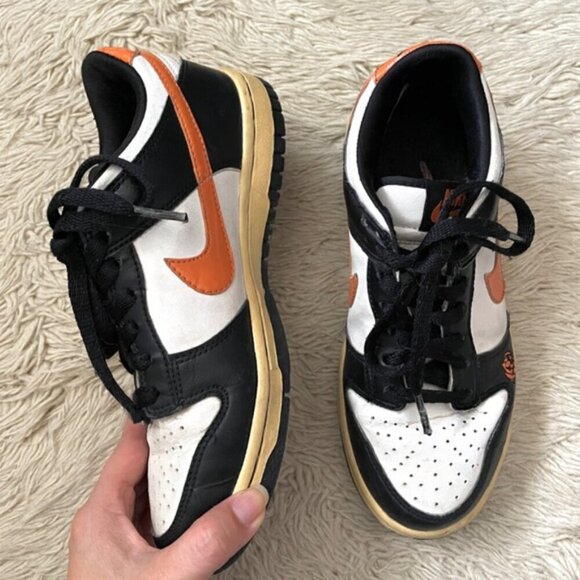 Nike Dunk Low GS Jack-O-Latern Halloween - Youth's 5 / Women's 6-6.5US (2007) - Picture 10 of 12